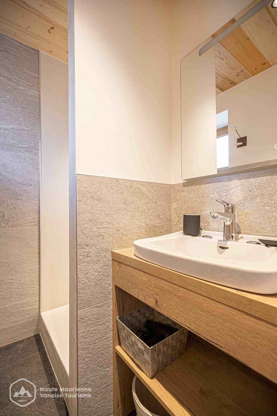 Le Temps Suspendu - ANEMONE