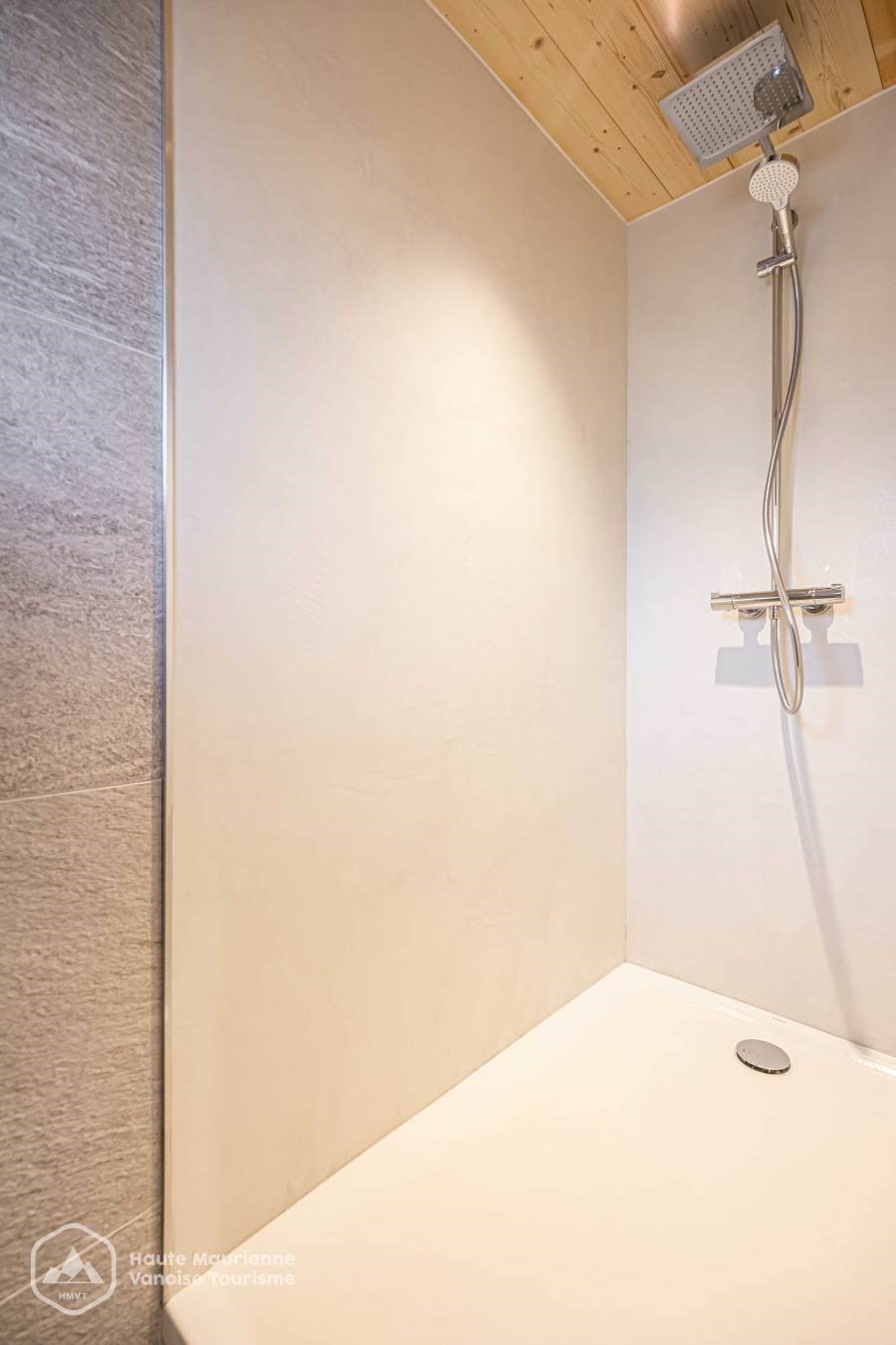 Le Temps Suspendu - ANEMONE