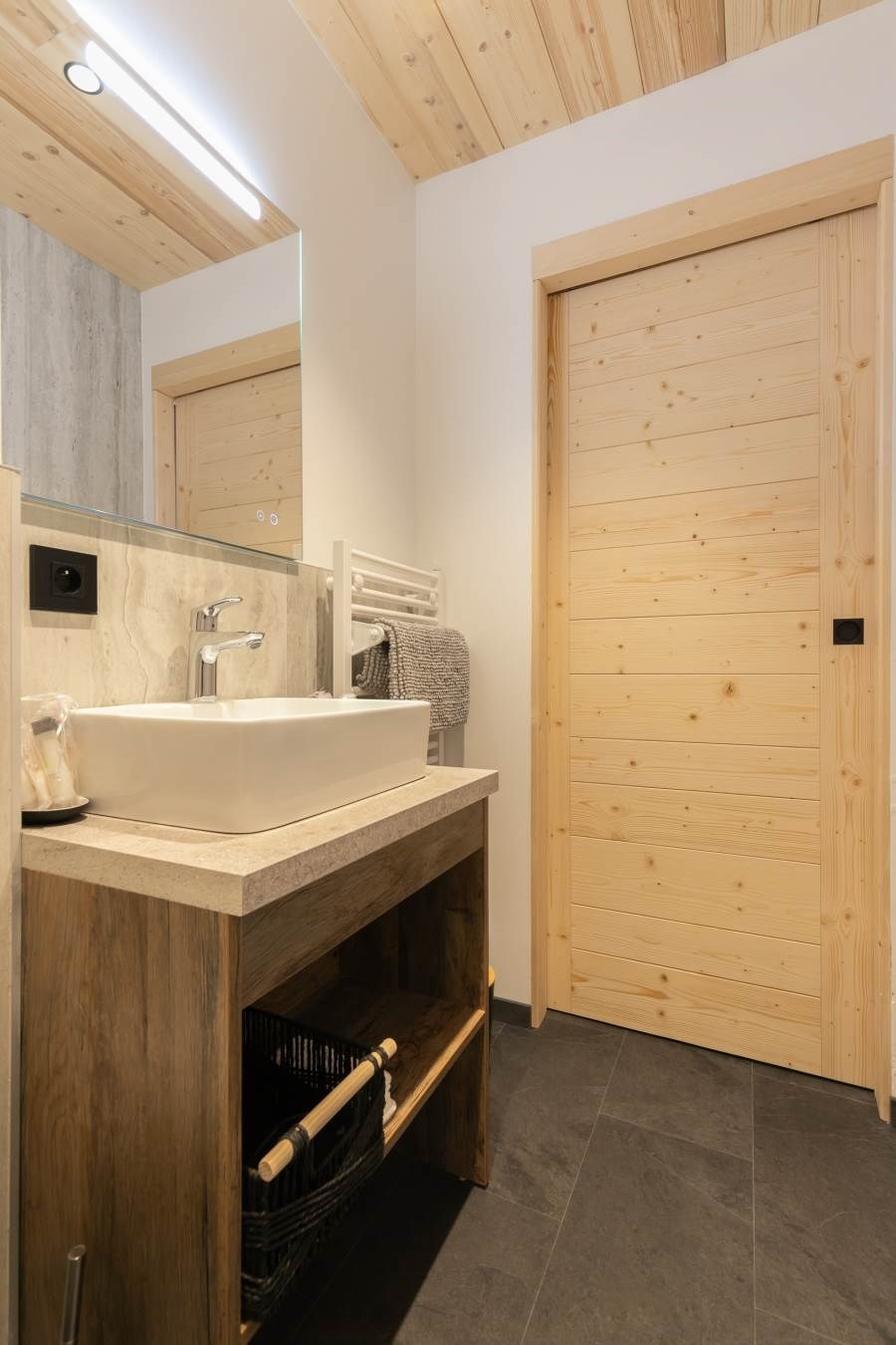 Le Temps Suspendu - GRANDE ASTRANCE