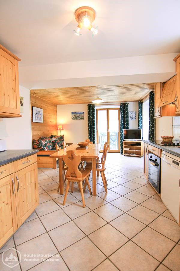 Le Saint Jean-Baptiste - LA MAISON D'ADRIEN