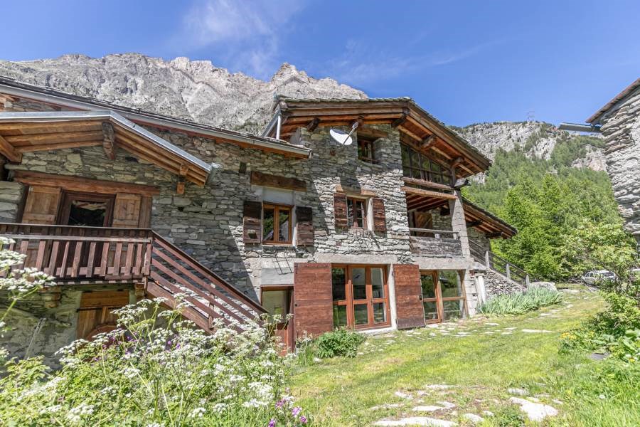 Refuge-gîte du Suffet Chambres d'hôtes à VAL CENIS BRAMANS en Haute ...